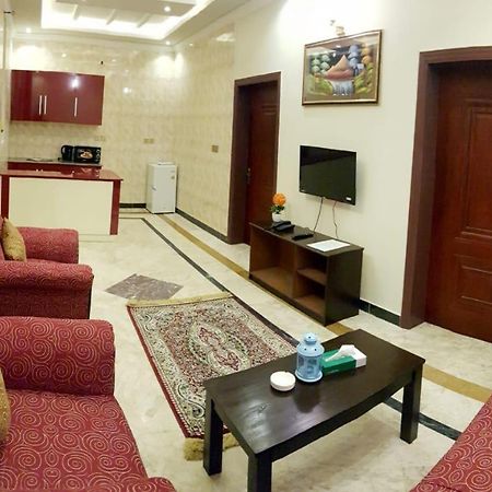 Triple One Hotell Abbottabad Eksteriør bilde